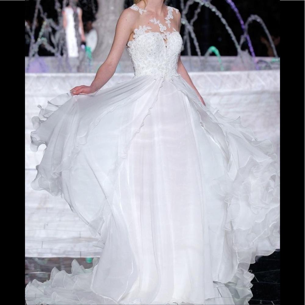 Like New! Pronovias wedding dress 💍👰🏻